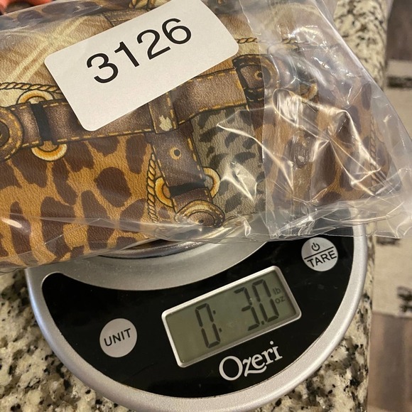 VTG Allison Taylor Gray Brown Silk Belt Buckle Animal Print Shirt Blouse Medium - Picture 8 of 8